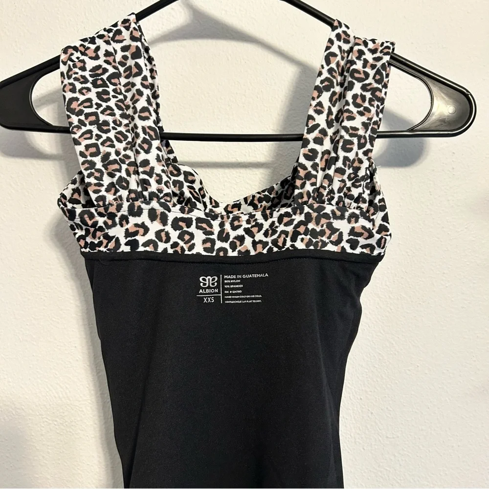 Albion nwt swimsuit